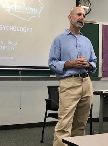 Army Vet Loves Teaching in Saint Leo's Psychology Programs