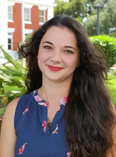 Creative Writing Alumna, Danielle Knight