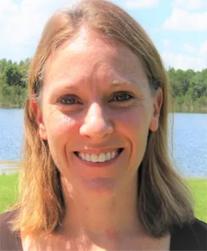 Headshot of Lara Ault, Ph.D.