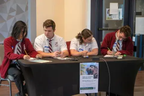 web-featured-brain-bowl-students