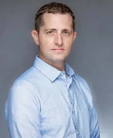 Headshot Dr. Benny Bar-Lavi