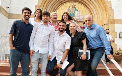 web-image-angel-limardo-with-family