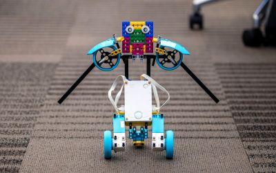 web-image-lego-robots