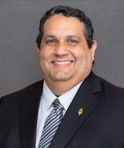 web-image-dr-edward-santiago2