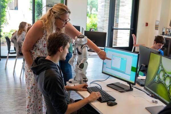 web-image-robotics-camp