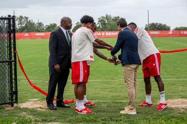 Benfica Field Ribbon-cutting