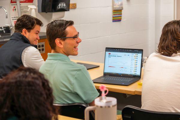 students-react-to-presentations